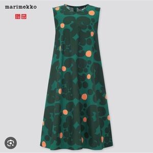 LAST ONE - Uniqlo x Marimekko Green A-line
Sleeveless Dress XLarge
